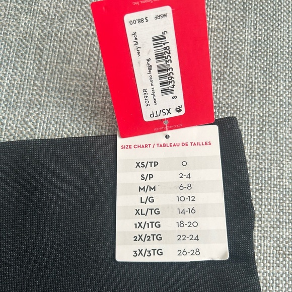 SPANX Seamless Moto Leggings in Very
Black Size XS - Picture 4 of 9